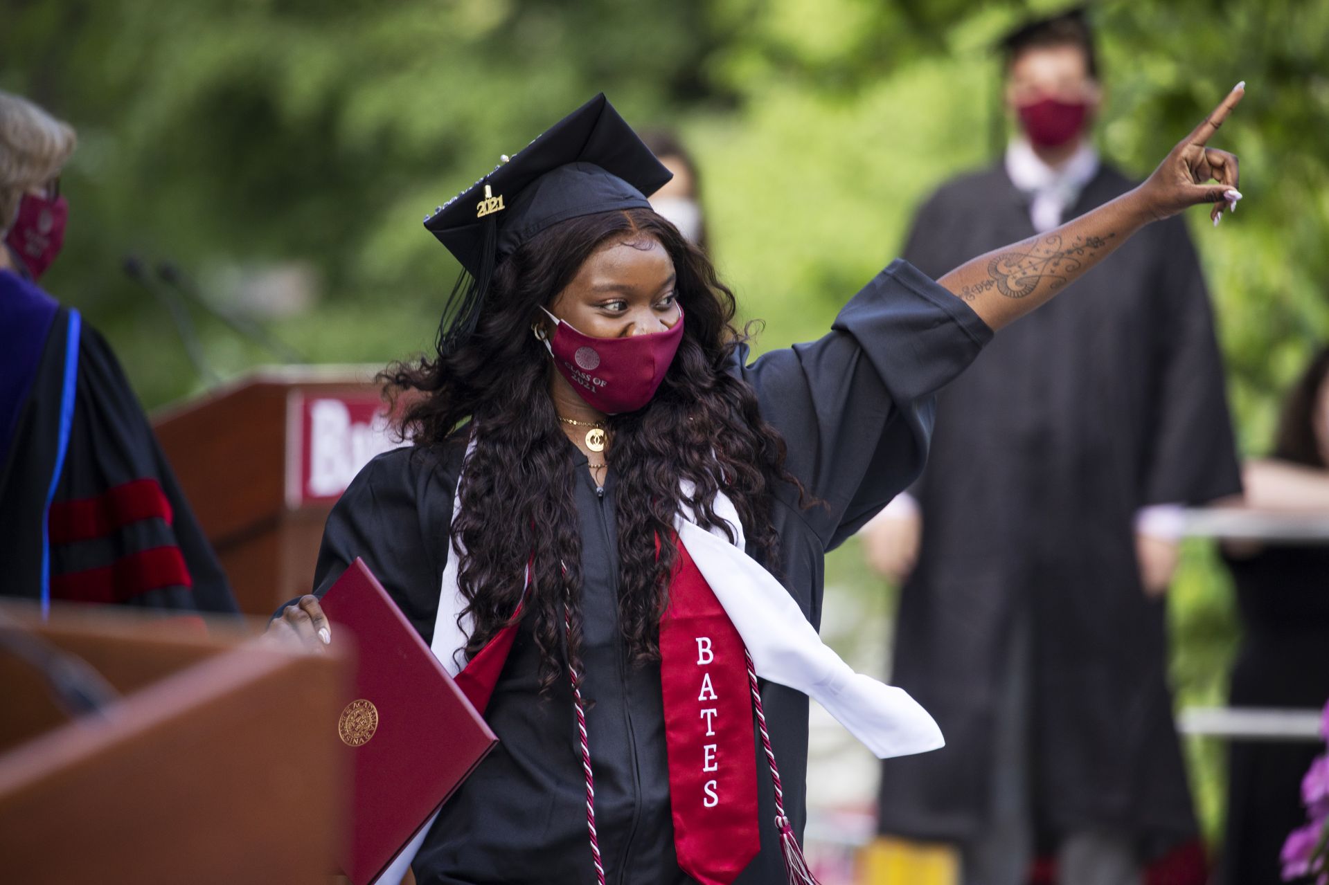 The College's 155th Commencement will look a little different, but most of it remains the same.The chairs on the Historic Quad, walking across the steps of Coram, your classmates and friends, family, and representatives of the faculty are here. This certainly has been a challenging year, but we know it was also filled with joys and successes.You have all worked so hard to get to this day and we are ready to celebrate your accomplishments.To members of the Bates community and beyond, we invite you to join the celebration with as it streams live on our website at bates.edu/commencement/live and on our Facebook page.Parents and loved ones, if you wish share memories or congratulate your student, use the #Bates2021 hashtag and we'll share our favorites!⁣Link to watch our livestream is in our bio. ⁣(Theophil Syslo/Bates College)#Bates2021 #BatesCollege #Commencement #Classof2021