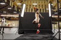Video: Behind the scenes of the Bates men’s basketball sportrait session