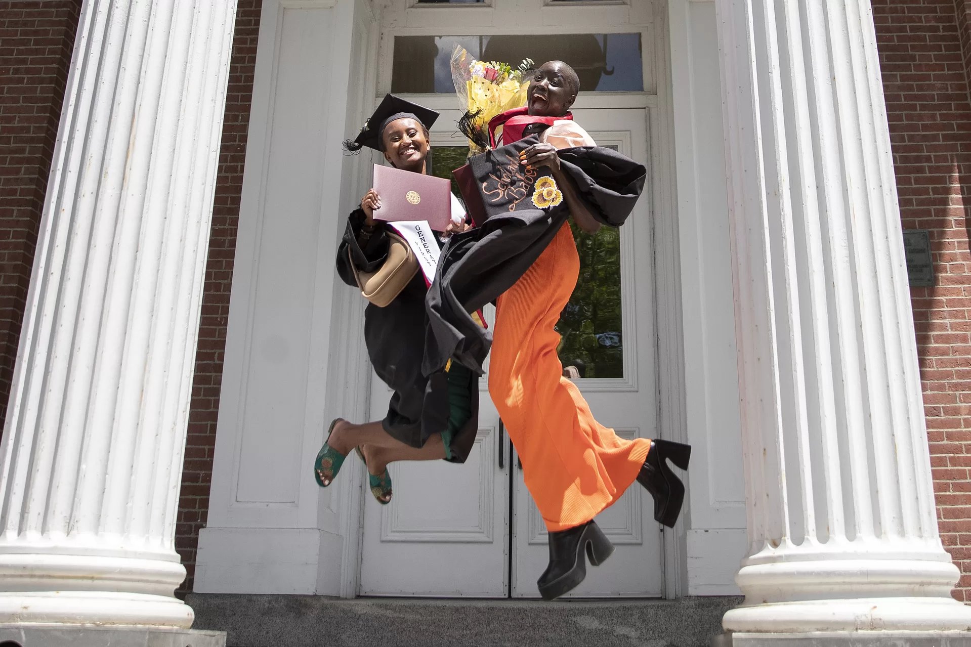 Slideshow: Hour by hour with the Bates Class of 2022 on Commencement day | News - Vimarsana News