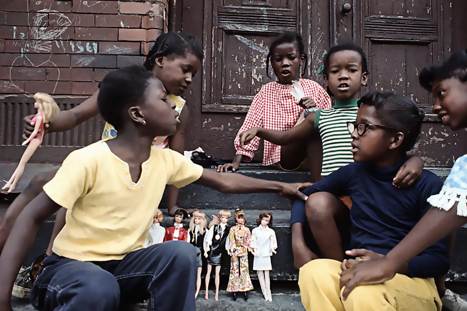 Girls play with Barbies in East Harlem, 1970

(Camilo J. Vergara, Camilo J. Vergara Photograph Collection, Library of Congress Prints and Photographs Division Washington https://www.loc.gov/item/2014648659/.