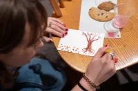 Riley Baker ’26 of Northfield, Ill., painting tree watercolor and cookiesWatercolors and ThanksWatercolors and writing thank you notes to those who are special to us!WhenMonday, November 14th, 20227:00pm (until 8:30pm)WhereRoss House, The Ronj Coffee House 100 - ThunderdomeFor More InformationRaymond Clothier (Multifaith Chaplaincy)rclothie@bates.edu