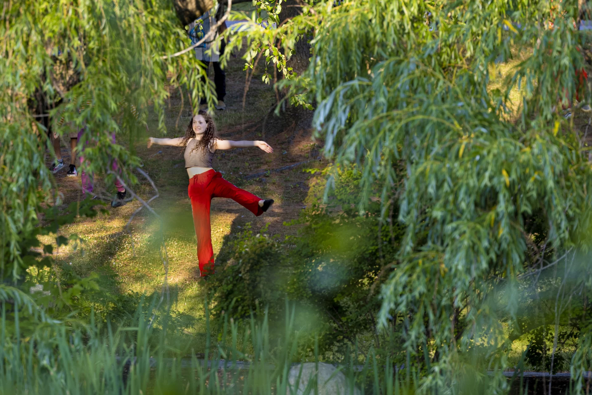 Bates Dance Festival performance at Lake Andrews on Monday, July 11, 2022.

Fist & Heel Performance Group
…together, they stood shaking, while others began to shout
Mon, July 11, 7 pm
Lake Andrews

Tickets Available June 1st Join Fist & Heel Performance Group, Bates Dance Festival students and faculty members, and community members from all around Southern and Central Maine in a devised performance using dances from the company’s Shaker-inspired work Power.

Fist & Heel Performance Group is a Brooklyn-based dance company that investigates the intersections of cultural anthropology and movement practices and believes in the potential of the body as a valid means for knowing. Our performance work is a continued manifestation of the rhythm languages of the body provoked by the spiritual and the mundane traditions of Africa and its Diaspora, including the Blues, Slave and Gospel idioms. The group has received support from major foundations and corporations and has performed at notable venues in the United States and abroad.  

In the spirit of building equitable relationships with our community partners, Bates Dance Festival would like to acknowledge the intellectual, creative and administrative labor that Indigo Arts Alliance has contributed to the fulfilment of Reggie Wilson’s residency. We could not have successfully executed community outreach and connections for all of the programs without the expertise of Indigo Arts Alliance.