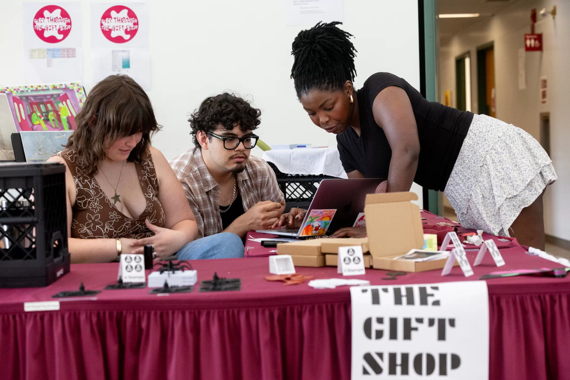 The Short Term course ,"Exit through the Gift Shop," taught by Erin Nolan. The students will be using the VizLab in Coram Library to create items to sell in a pop-up gift shop in the Bates Museum of Art. The items will be based on works of art in the senior art thesis show.