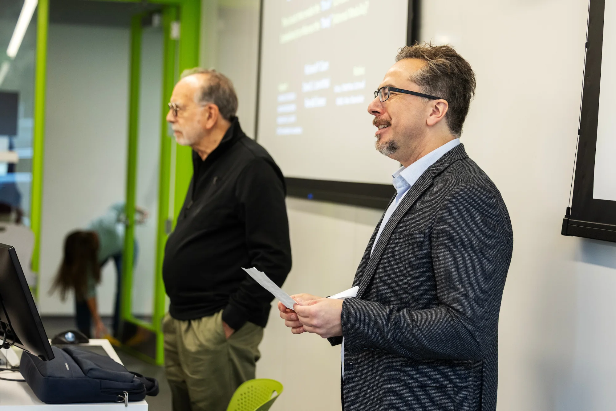 Moments from neuroscientist Peter Strick's seminar in Bonney Science Center on September 30, 2026.(Theophil Syslo | Bates College)