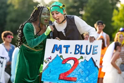 Picture Story: From pre-arrival heights to a buoyant first day of Bates classes