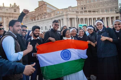 Ancient ruins to white smoke: A Bates student’s up-close view of the papal election in Rome