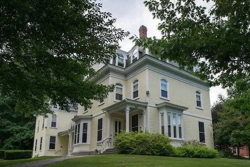 Cheney House Exterior Photo