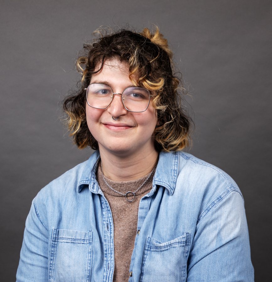 Scafiro, MJ

mscafiro@bates.edu

Coordinator for Residential Operations
Student Affairs

207-753-6959
Chase Hall, Room G07

(Theophil Syslo | Bates College)