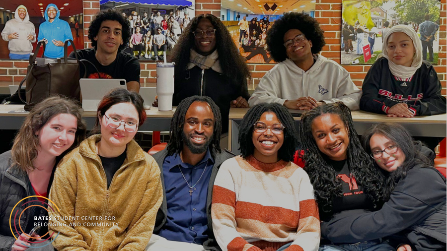 Image of 10 students in the front lounge of the SCBC