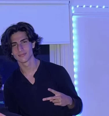 alex